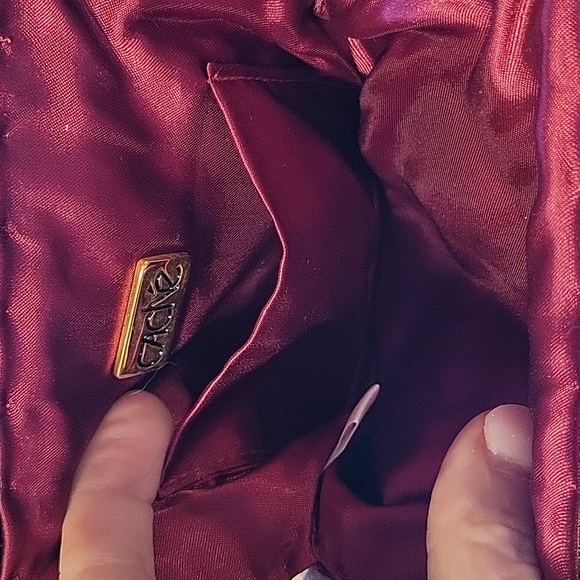 Purse - Picture 3 of 3